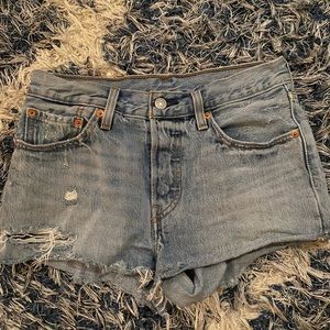 Levi Jean Shorts